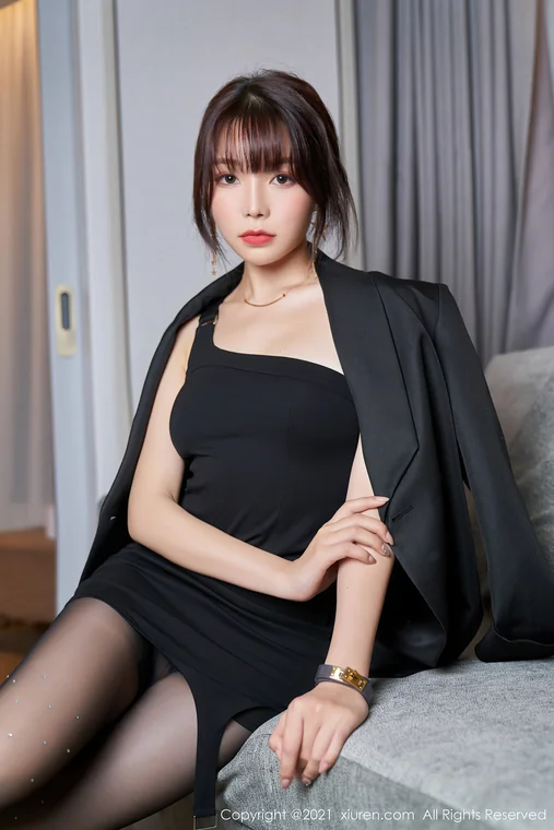 [XIUREN] No.3285 Booty - Zhizhi (芝芝) preview 13