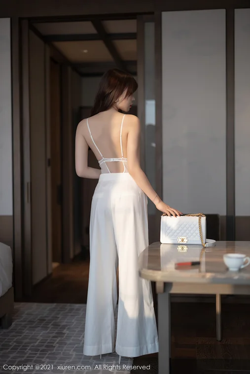 [XIUREN] No.3367 Booty - Zhizhi (芝芝) preview 21