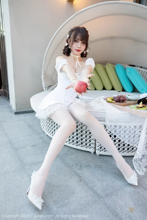 [XIUREN] No.3998 Booty - Zhizhi (芝芝) preview 10