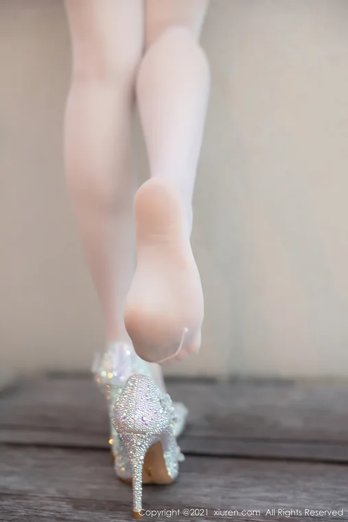 [XIUREN] No.3998 Booty - Zhizhi (芝芝) preview 15