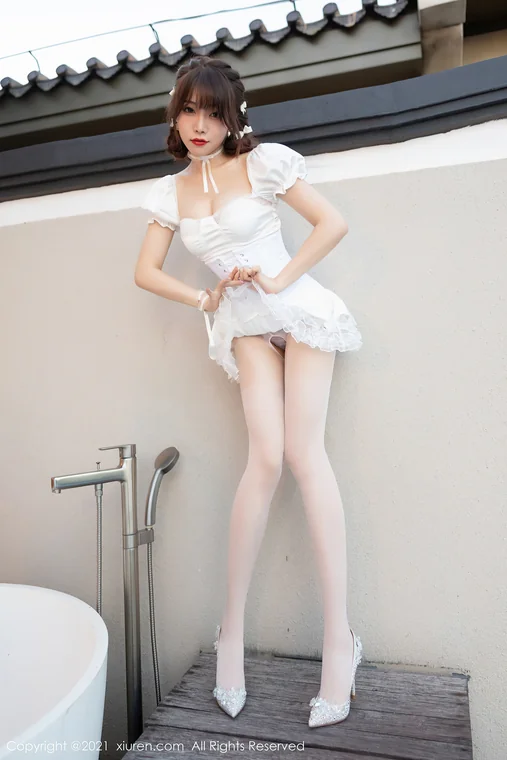 [XIUREN] No.3998 Booty - Zhizhi (芝芝) preview 18