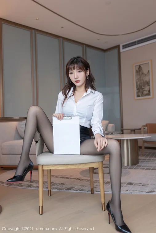 [XIUREN] No.4068 Lu Xuan (陆萱萱) preview 24