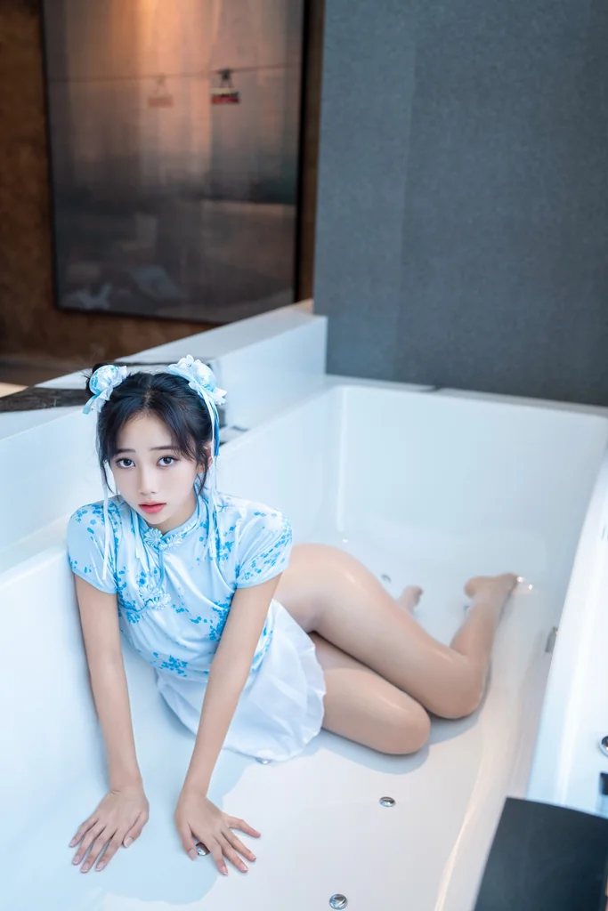 [XR Uncensored] 时安安 - R18 秀人网模特 春丽青花瓷 preview 18