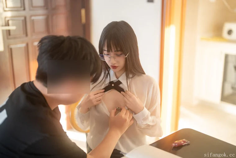 [XR Uncensored] 茂木希子 & 璐璐 - R18 希威社模特 家教与后妈 preview 15