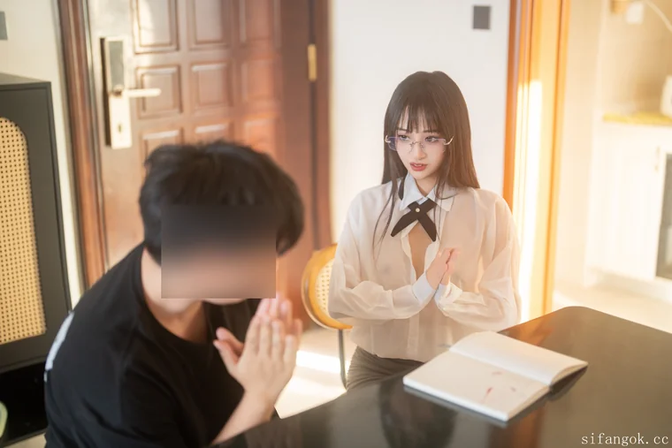 [XR Uncensored] 茂木希子 & 璐璐 - R18 希威社模特 家教与后妈 preview 17