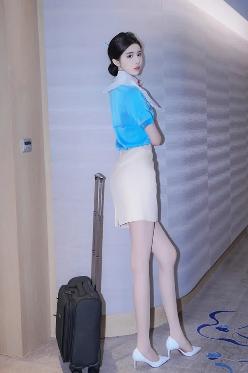 [XR Uncensored] 晚苏susu - R18 秀人网模特 蓝衣空姐制服 preview 14