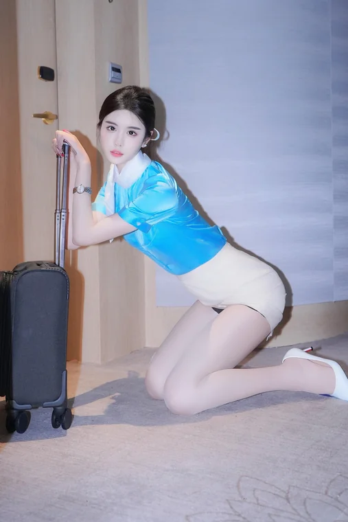 [XR Uncensored] 晚苏susu - R18 秀人网模特 蓝衣空姐制服 preview 17