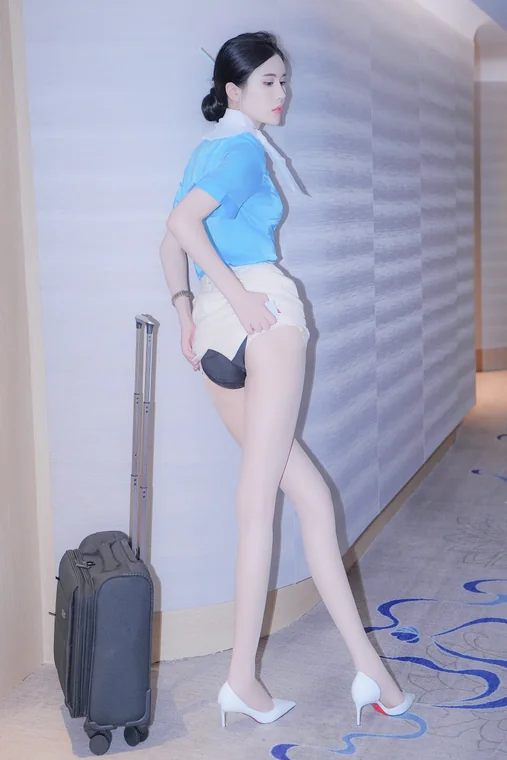 [XR Uncensored] 晚苏susu - R18 秀人网模特 蓝衣空姐制服 preview 18