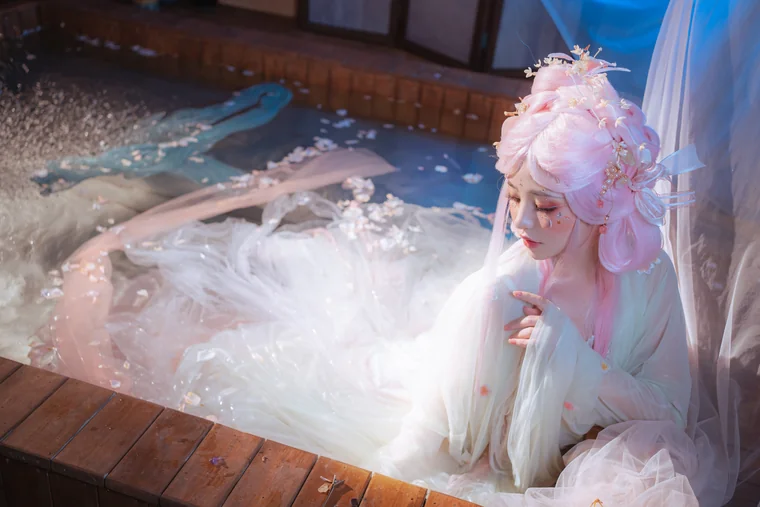 [Coser] Chinese 爆机少女喵小吉 - 临江仙 preview 1