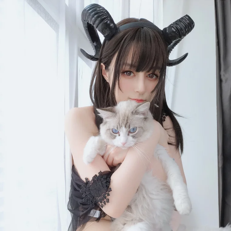 [Coser] 白银81 黑精灵 preview 27